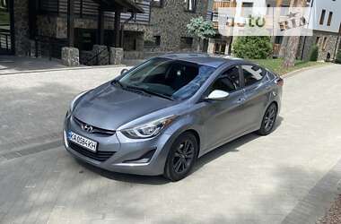 Седан Hyundai Elantra 2015 в Києві