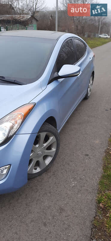 Седан Hyundai Elantra 2012 в Вороновиці