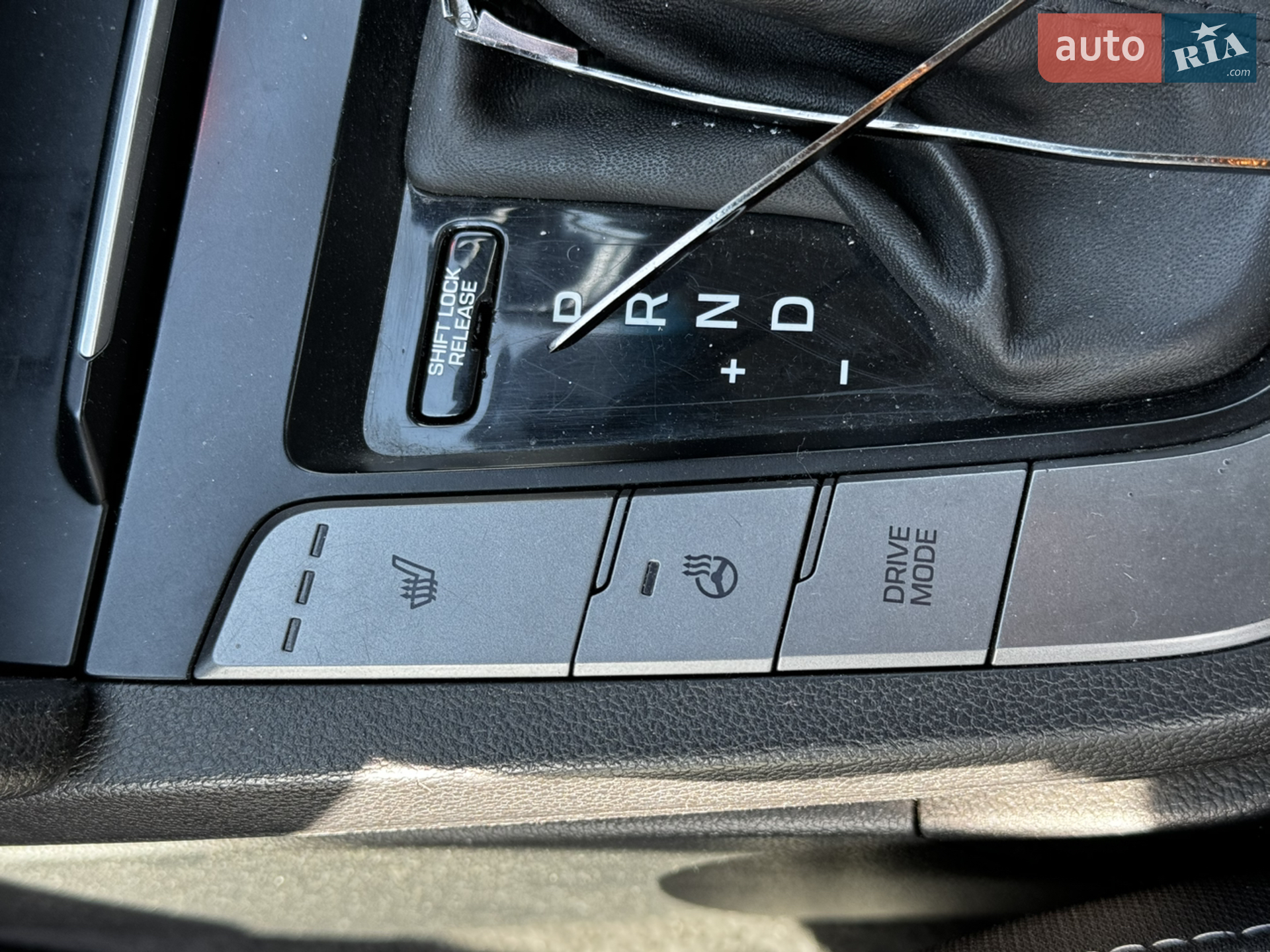 2018 Hyundai Elantra - мініатюра 17