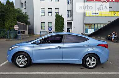 Седан Hyundai Elantra 2012 в Києві