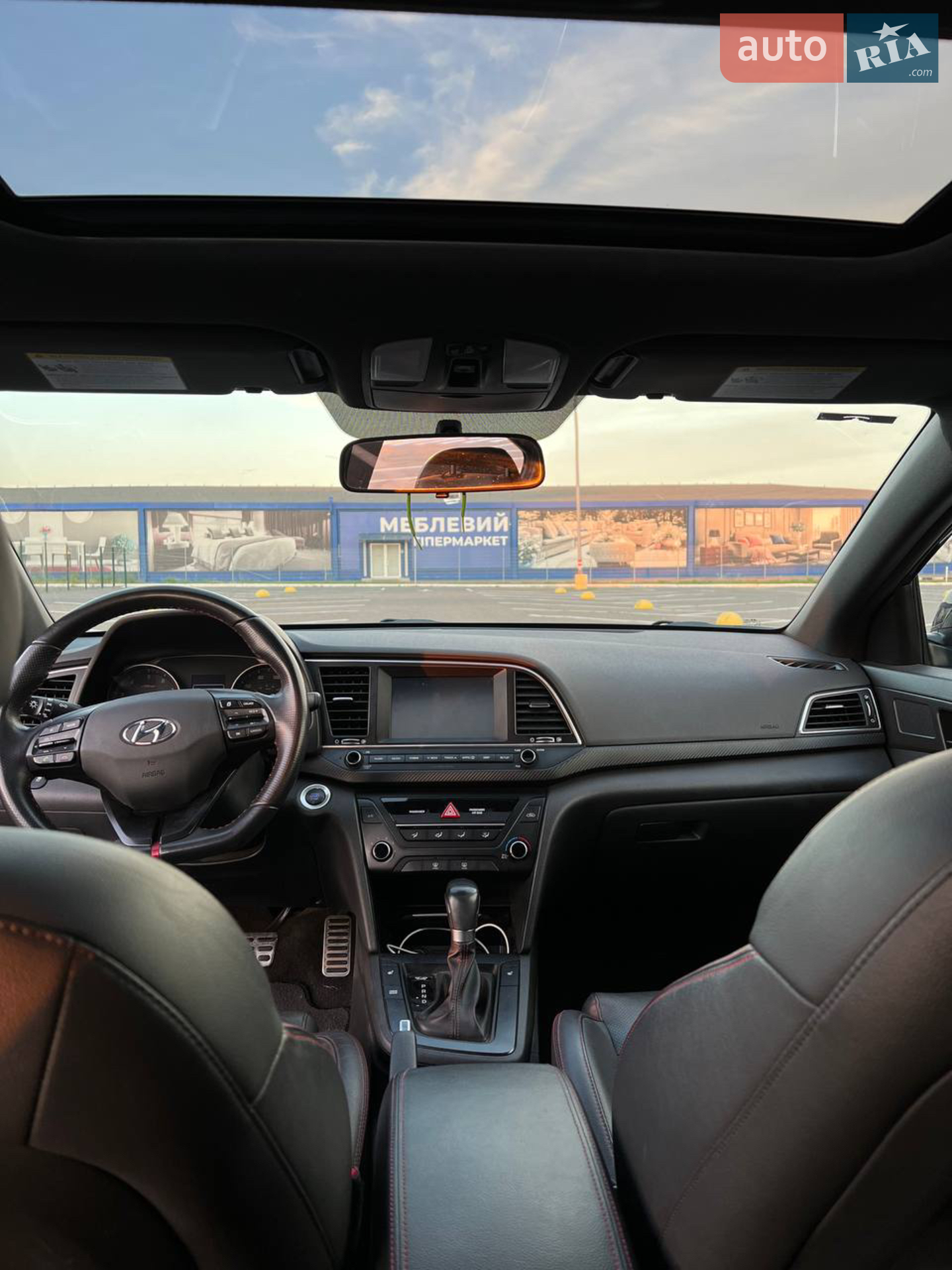 2017 Hyundai Elantra - мініатюра 15