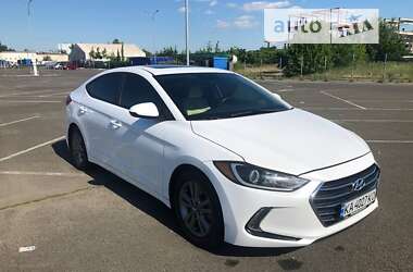 Седан Hyundai Elantra 2017 в Києві