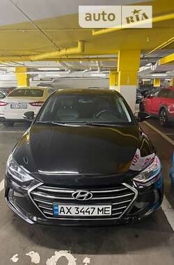 Седан Hyundai Elantra 2016 в 