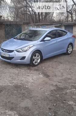 Седан Hyundai Elantra 2011 в Кам'янському