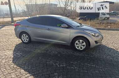 Седан Hyundai Elantra 2012 в Хмельницькому