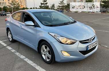 Седан Hyundai Elantra 2012 в Миколаєві