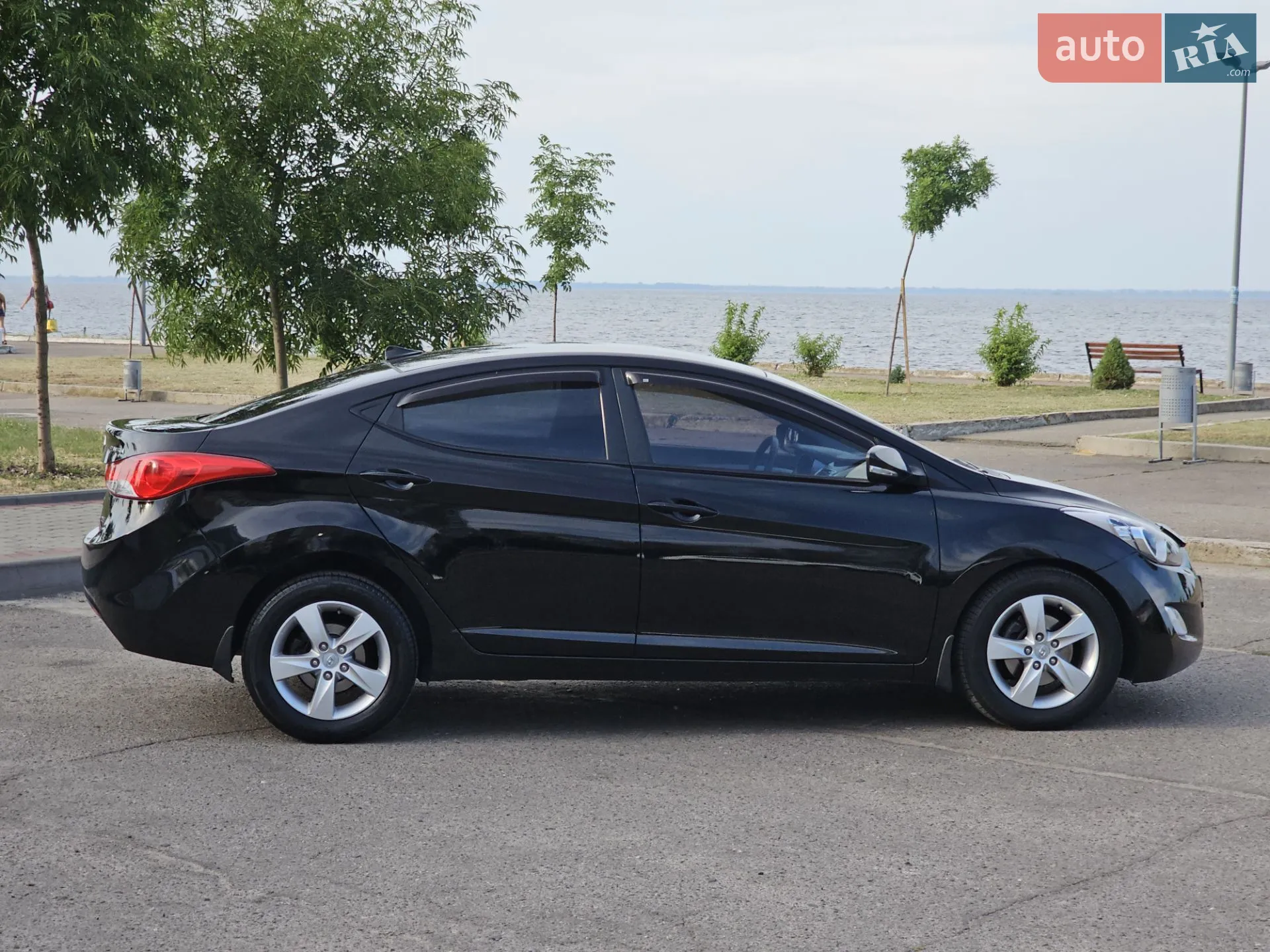 2012 Hyundai Elantra - мініатюра 10
