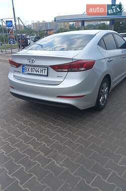 Седан Hyundai Elantra 2018 в Хмельницком