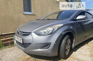 Седан Hyundai Elantra 2013 в Киеве