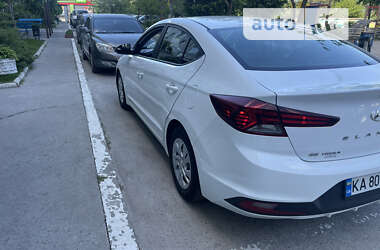 Седан Hyundai Elantra 2018 в Києві