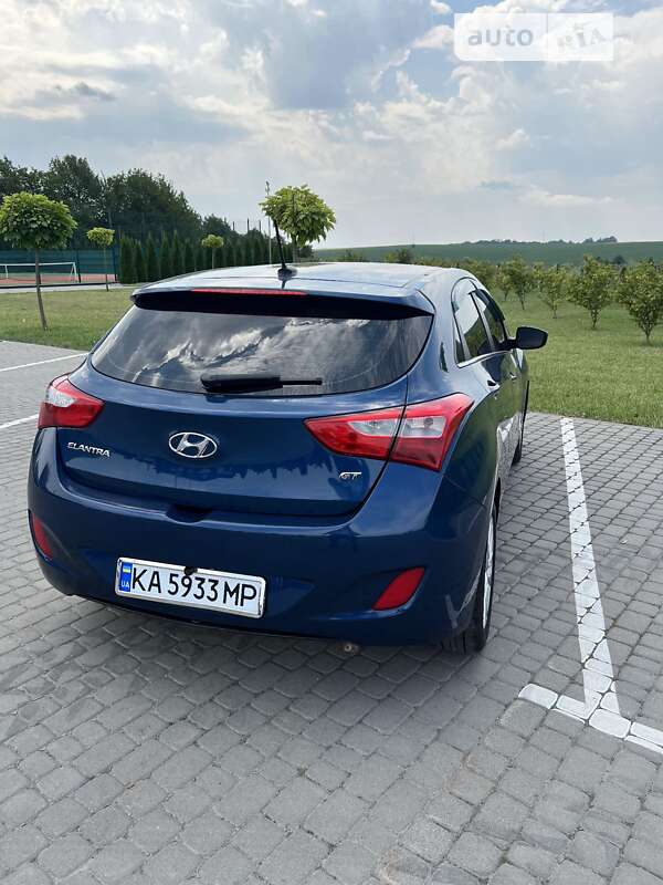 Хэтчбек Hyundai Elantra 2014 в Шепетовке