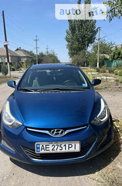 Седан Hyundai Elantra 2014 в Новомосковске