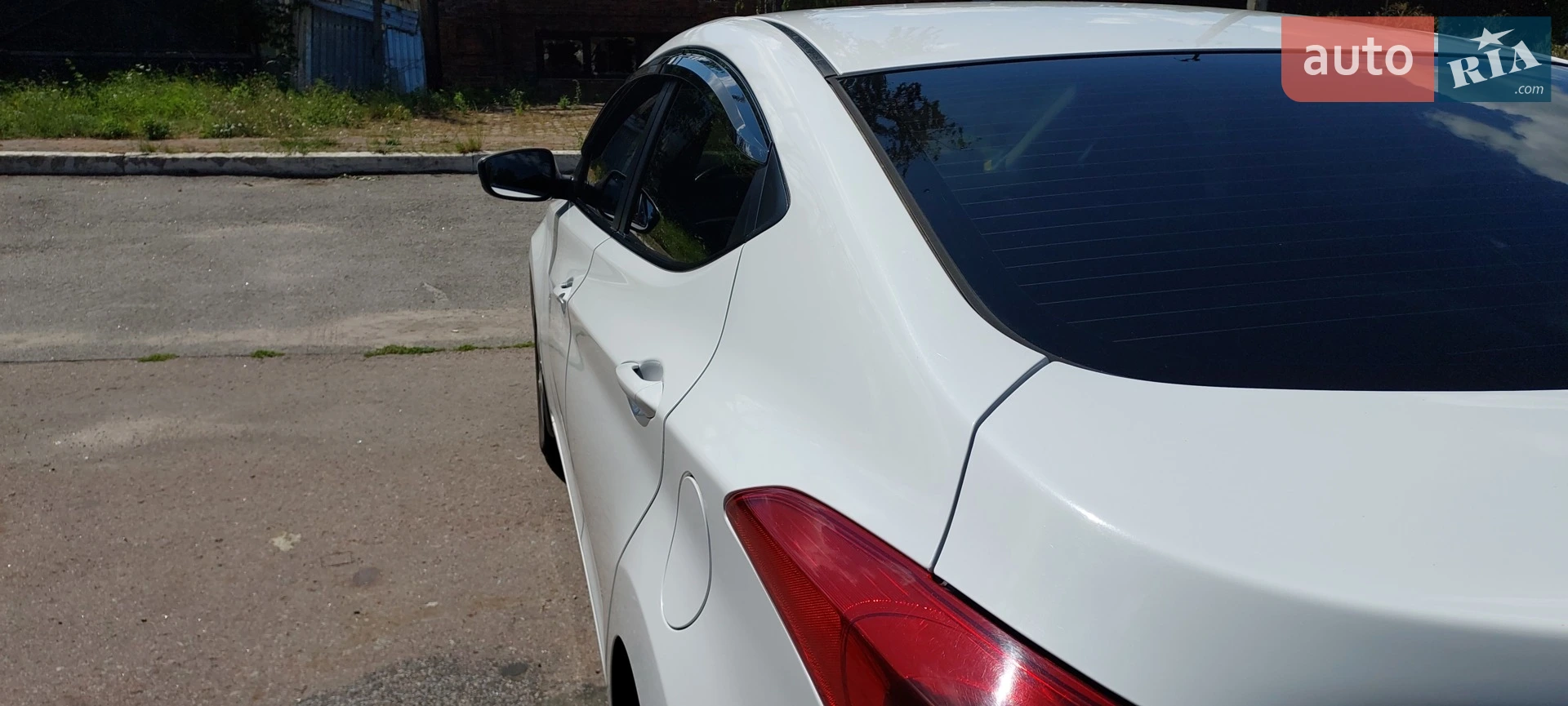 2013 Hyundai Elantra - мініатюра 12