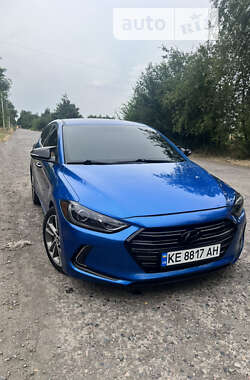 Седан Hyundai Elantra 2016 в Кривому Розі