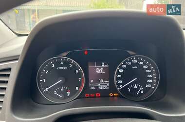 Седан Hyundai Elantra 2017 в 