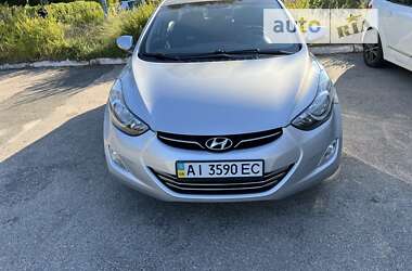 Седан Hyundai Elantra 2013 в Киеве