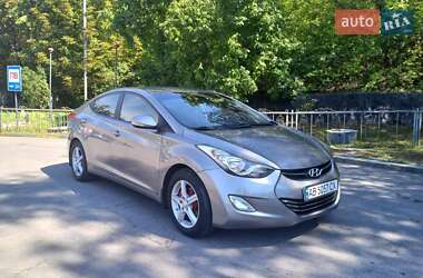 Седан Hyundai Elantra 2011 в Ямполе