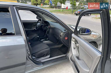 Седан Hyundai Elantra 2010 в Виннице