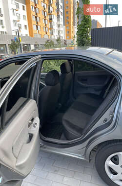 Седан Hyundai Elantra 2010 в Виннице