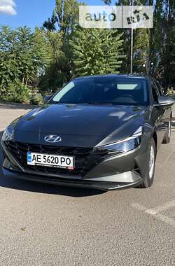 Седан Hyundai Elantra 2021 в Кривом Роге