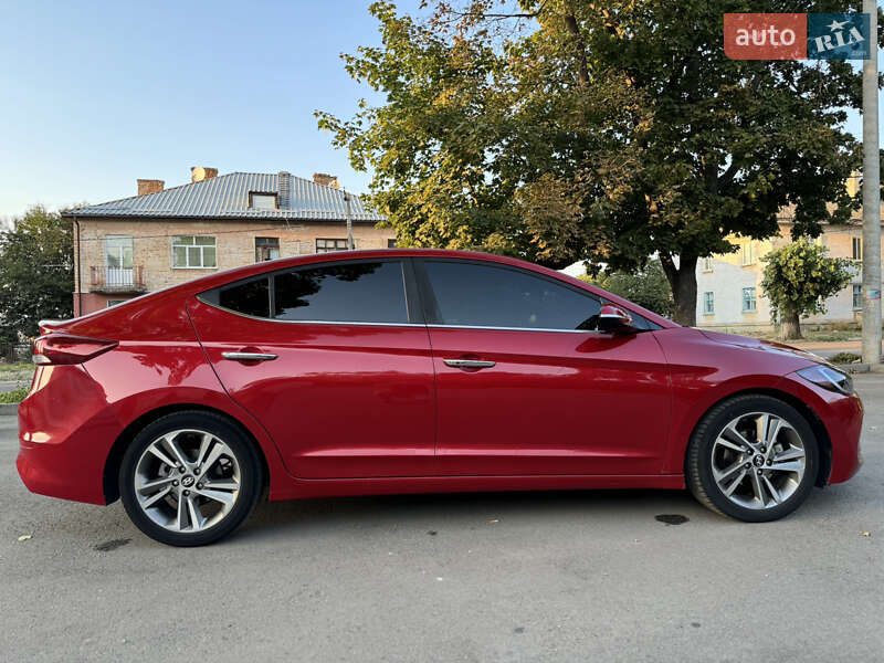 Седан Hyundai Elantra 2016 в Днепре