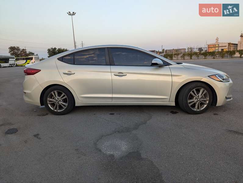 Седан Hyundai Elantra 2017 в Днепре фото 4 Седан Hyundai Elantra 2017 в Днепре