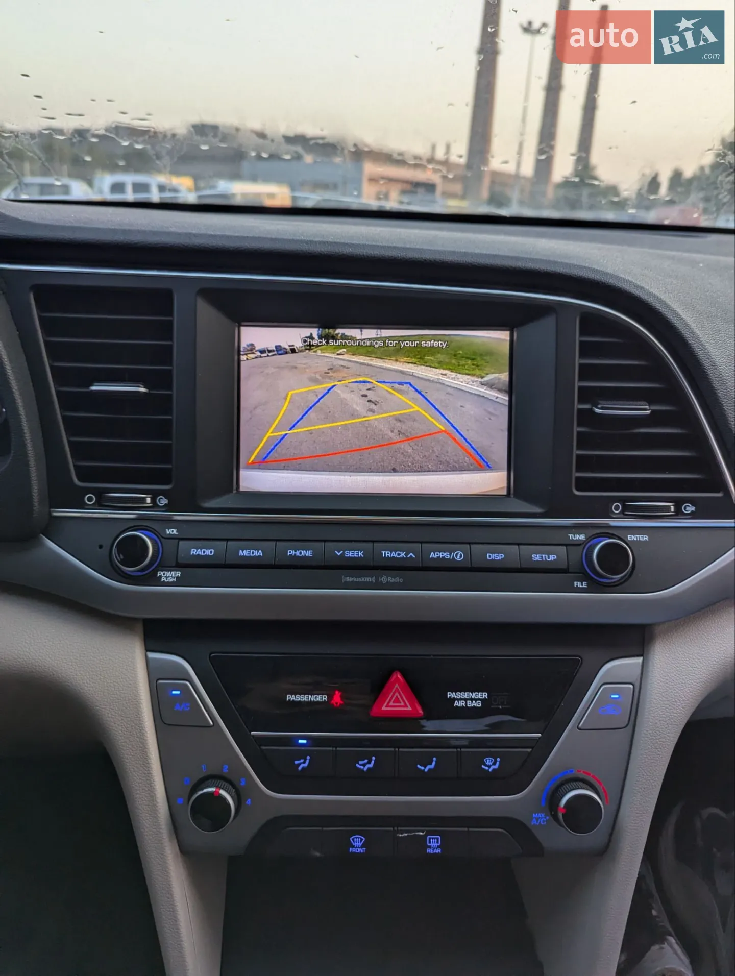 2017 Hyundai Elantra - мініатюра 9