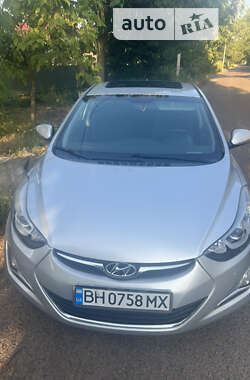 Седан Hyundai Elantra 2014 в Одесі