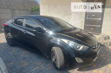 Седан Hyundai Elantra 2013 в Дніпрі