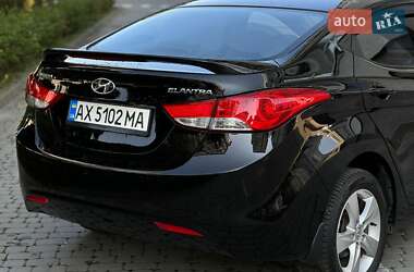 Седан Hyundai Elantra 2012 в 
