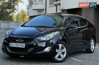 Седан Hyundai Elantra 2012 в 