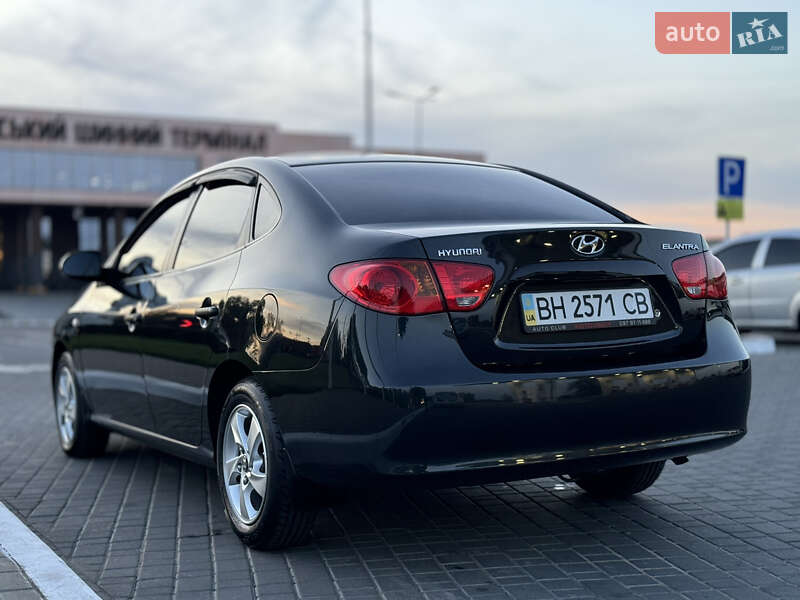 Седан Hyundai Elantra 2008 в Одесі