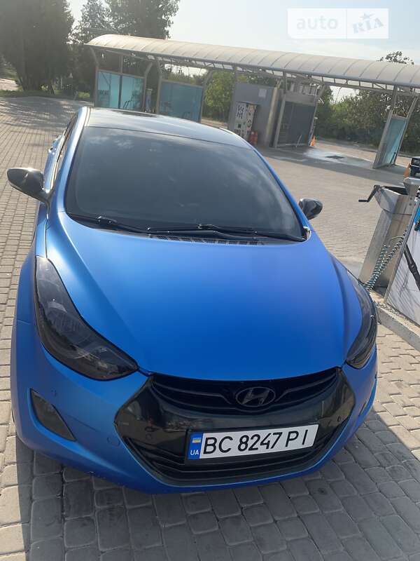 Седан Hyundai Elantra 2011 в Сколе