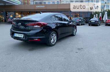 Седан Hyundai Elantra 2020 в Киеве