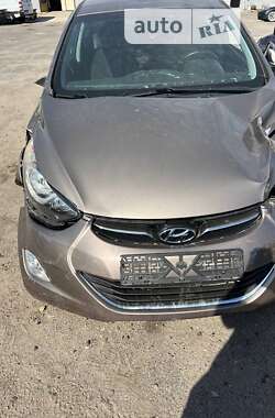 Седан Hyundai Elantra 2013 в Никополе