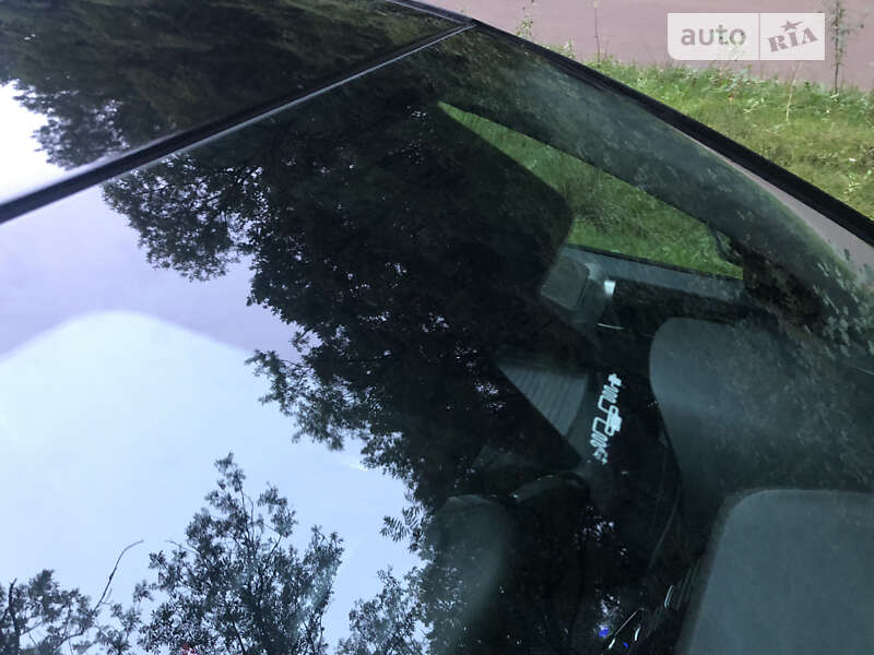 Седан Hyundai Elantra 2018 в Львові