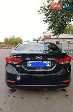 Седан Hyundai Elantra 2015 в Кременчуге