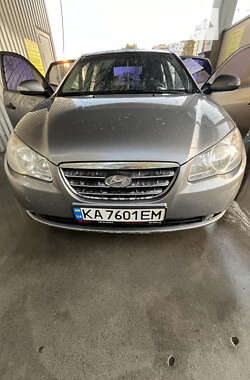 Седан Hyundai Elantra 2011 в Киеве