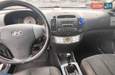 Седан Hyundai Elantra 2008 в 