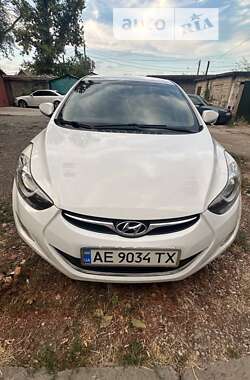 Седан Hyundai Elantra 2011 в Кривому Розі