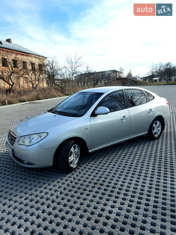 Седан Hyundai Elantra 2007 в Тульчине