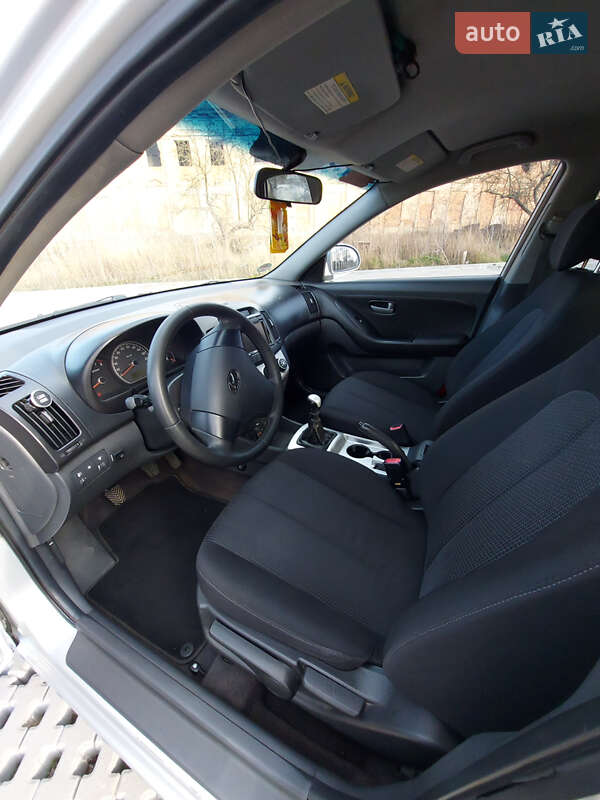 Седан Hyundai Elantra 2007 в Тульчине