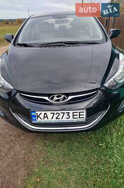 Седан Hyundai Elantra 2013 в Києві