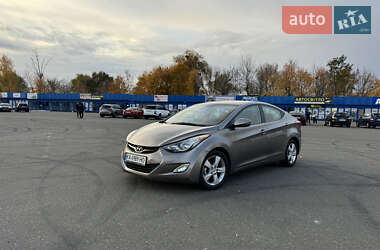 Седан Hyundai Elantra 2013 в Києві