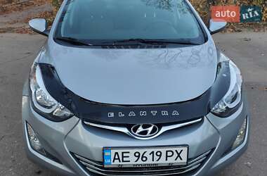 Седан Hyundai Elantra 2014 в Кривом Роге