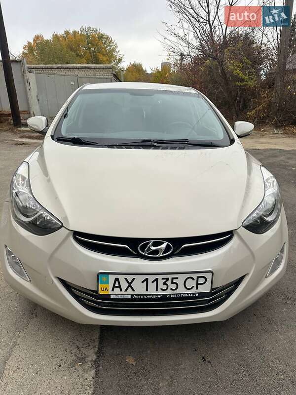 Седан Hyundai Elantra 2012 в Харкові