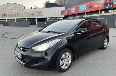 Седан Hyundai Elantra 2013 в Киеве