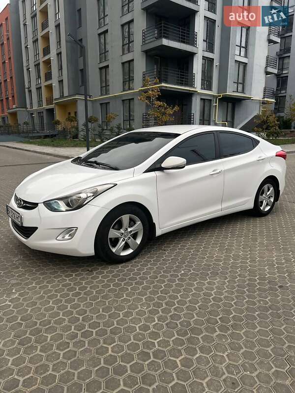 Седан Hyundai Elantra 2012 в Одессе