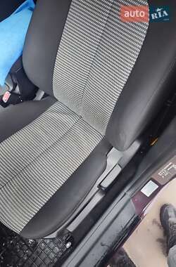 Седан Hyundai Elantra 2010 в 