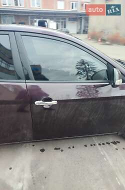 Седан Hyundai Elantra 2010 в 